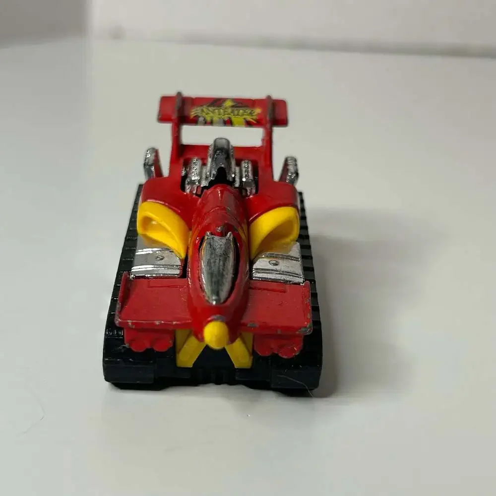 Hot Wheels 1992 Anteater Die-Cast Tank Vehicle